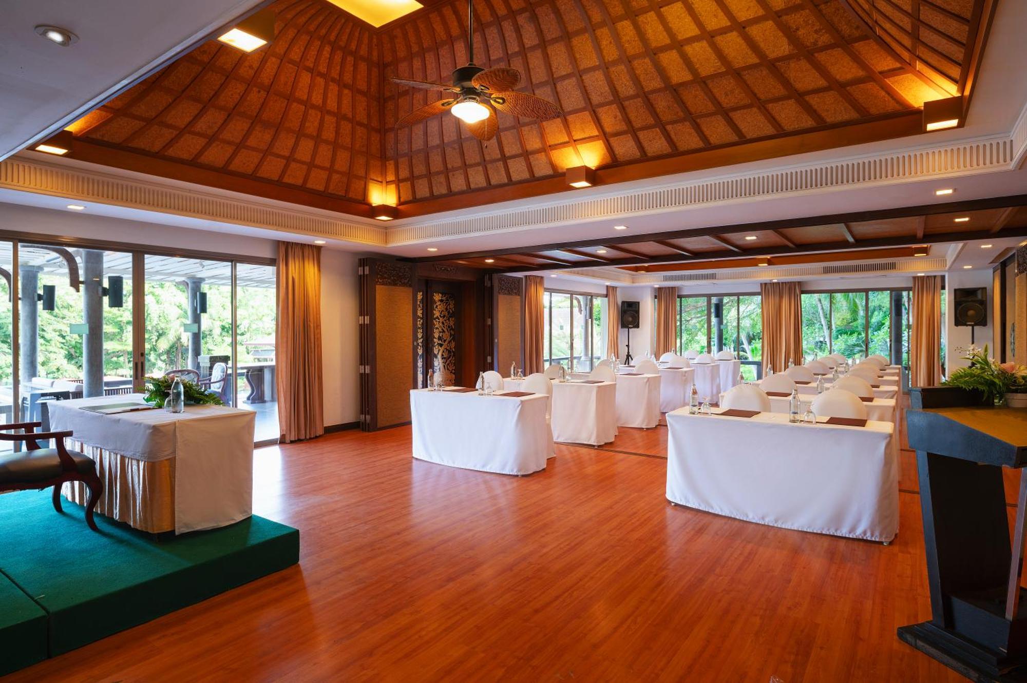 Springfield Village Golf & Spa Cha-Am Exterior foto